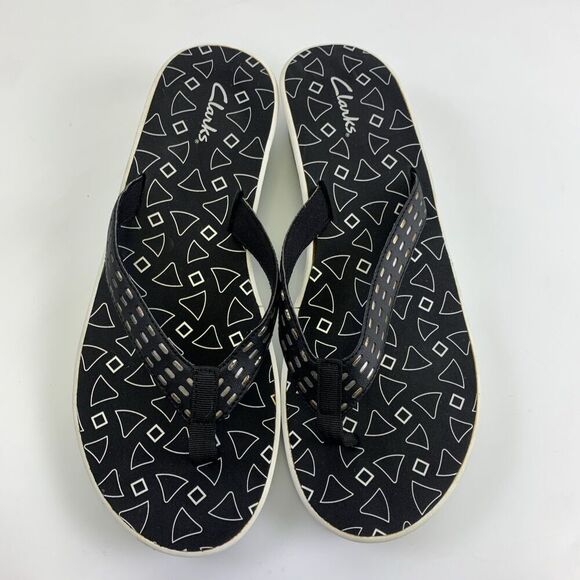 Clarks Liya Bevin Sandal Thong Slip On Low Wedge Black Metallic Cut Out Women 11 - Picture 6 of 15